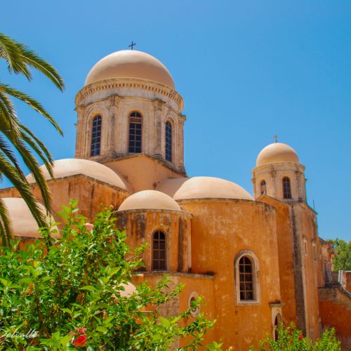 Crète - monastère Aghia Triados sur la péninsule de l'Akrotiri